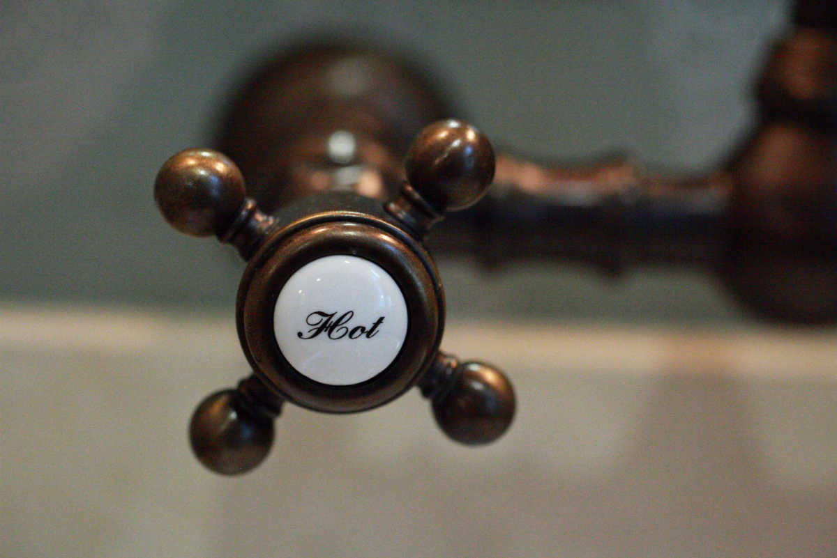 American Traditional Bathroom Faucet