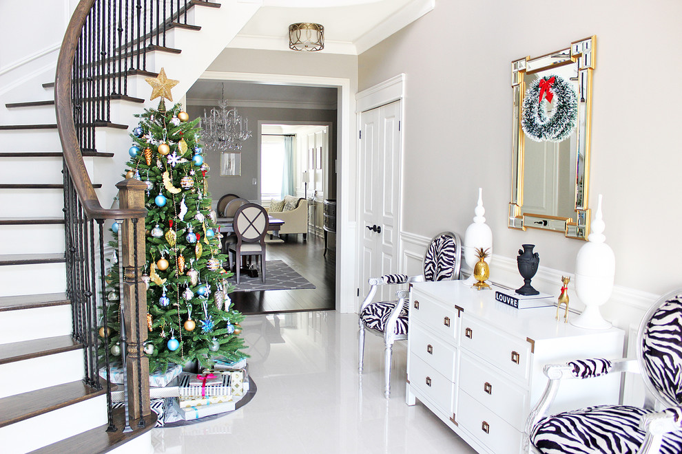 8 Best White Christmas Decorating Tips - StoneGable