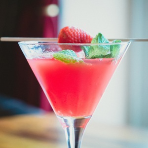 Signature cocktail and hors d\'oeuvres